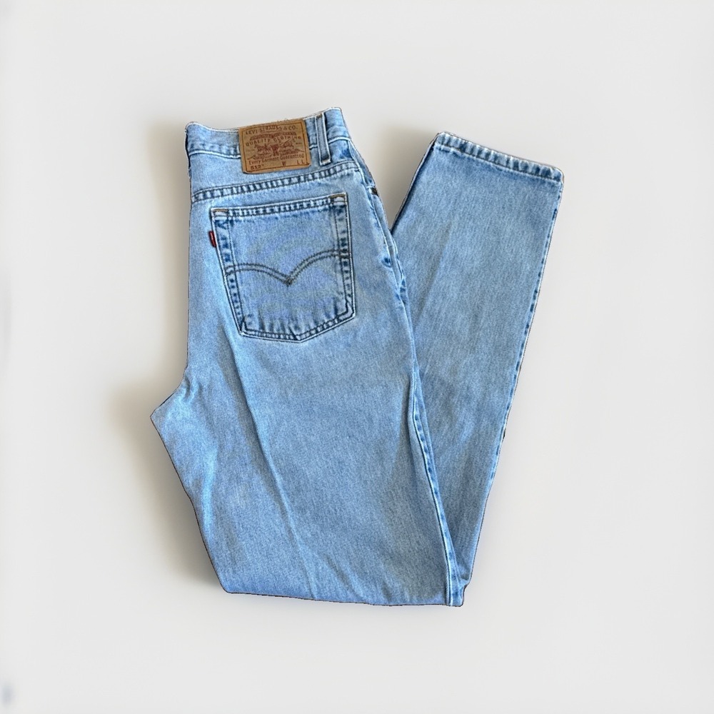 Vintage Levis 512 Slim Fit Tapered Leg Jeans Light Wash Blue Denim 30x32 90s